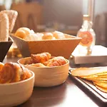 Novotel Center Hotel 4*