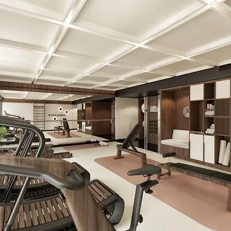 Novotel Center Hotel 4*