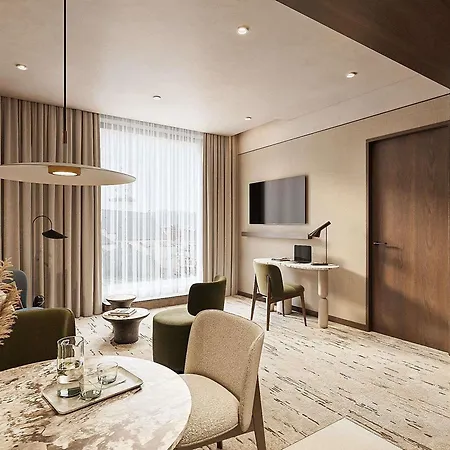 Novotel Center 4*