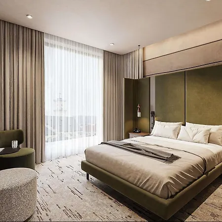 Novotel Center Hotell 4*